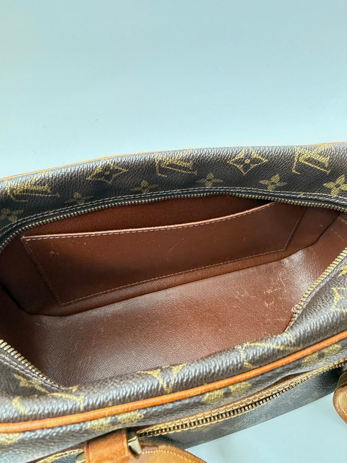 Louis Vuitton Monogram Cite MM