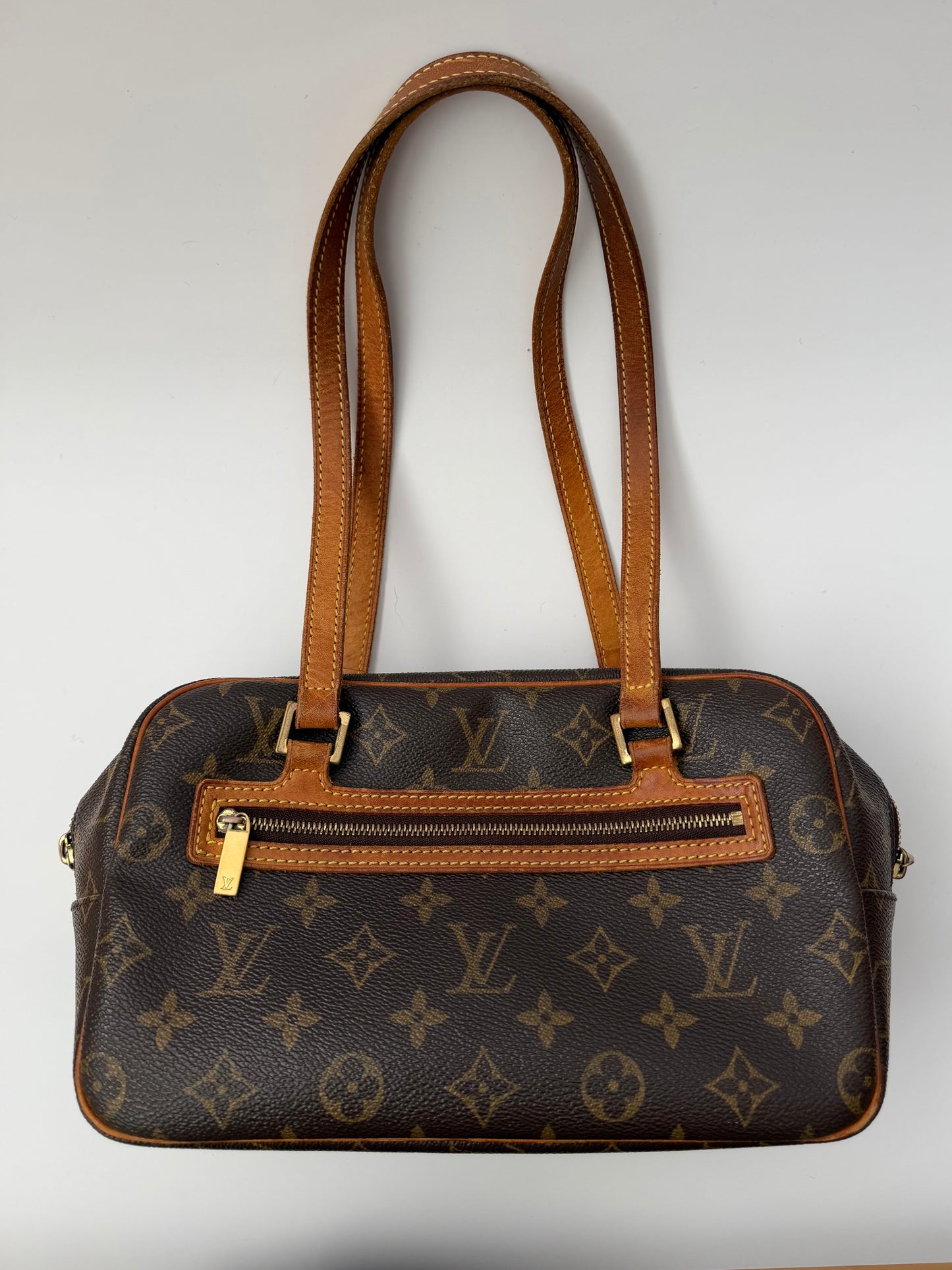 Louis Vuitton Monogram Cite MM