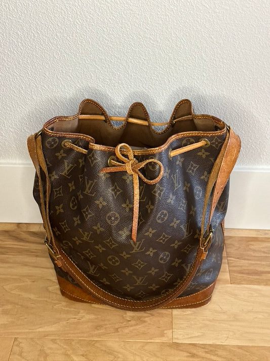 Louis Vuitton Monogram Noe GM Shoulder Bag 