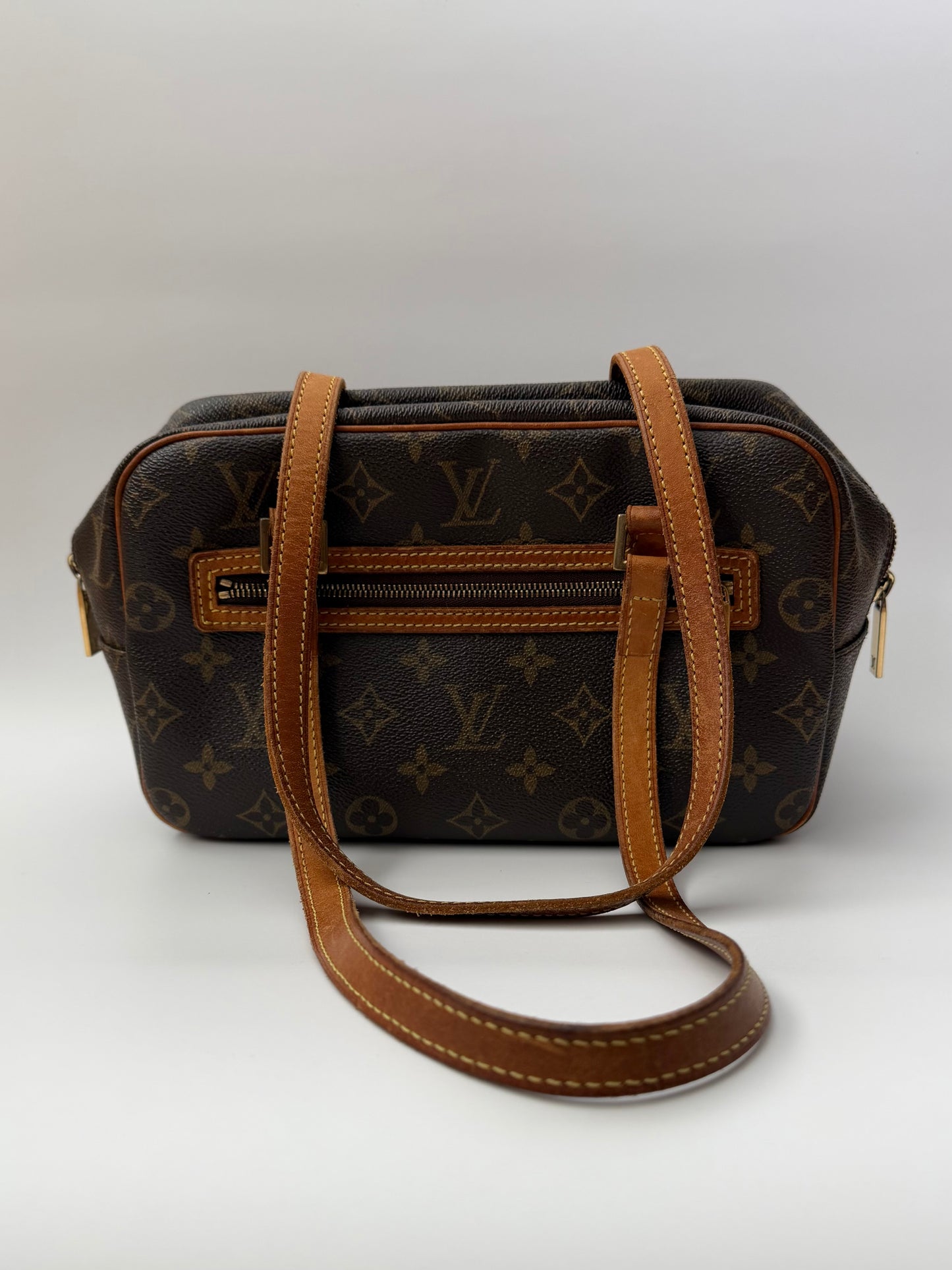 Louis Vuitton Monogram Cite MM