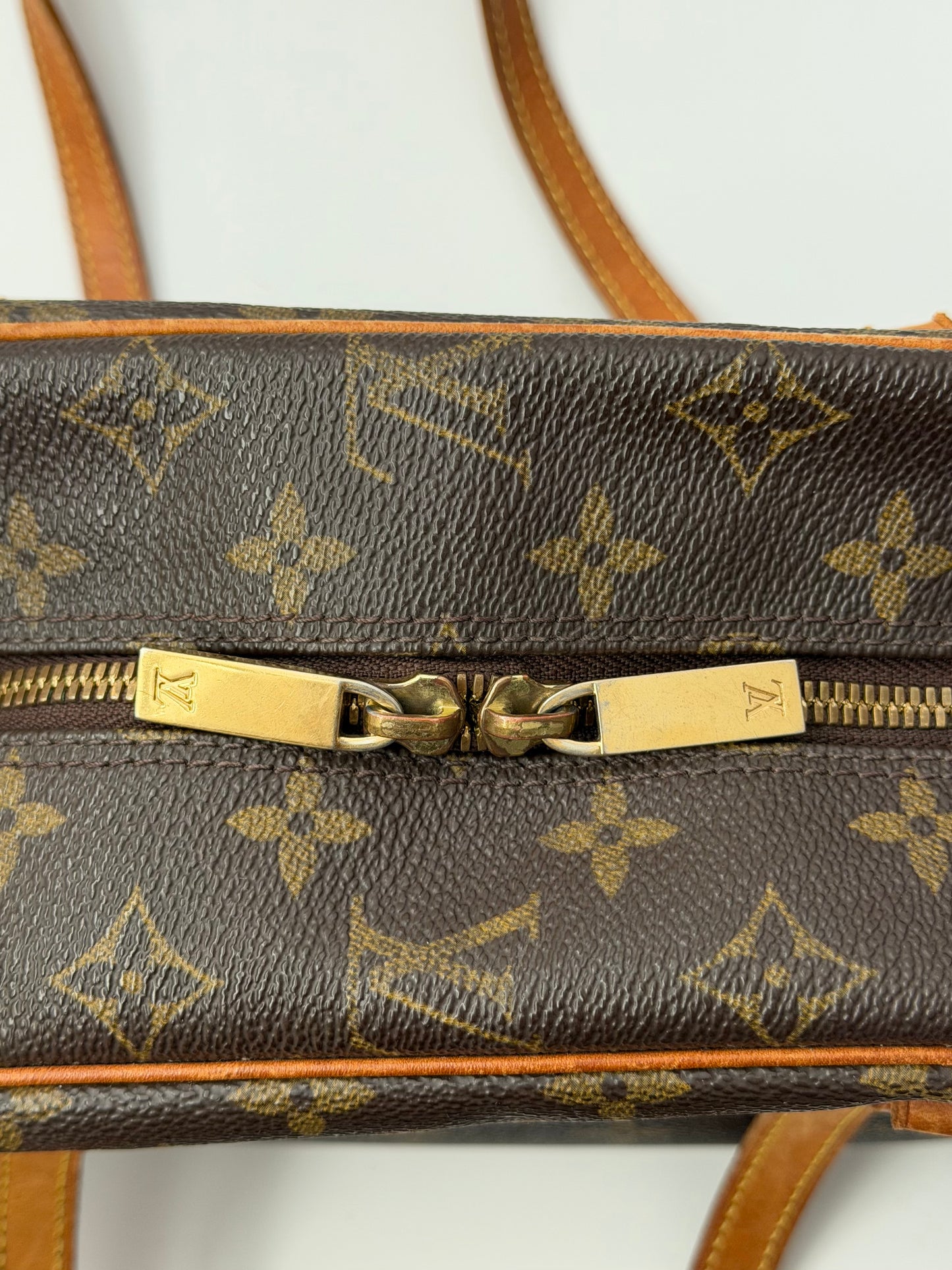 Louis Vuitton Monogram Cite MM