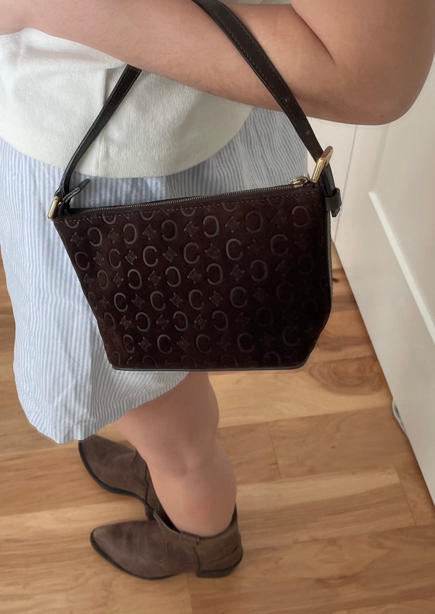 バッグ CELINE C MACADAM SUEDE SHOULDER BAG Céline Macadam Suede Shoulder Bag – Après Collective